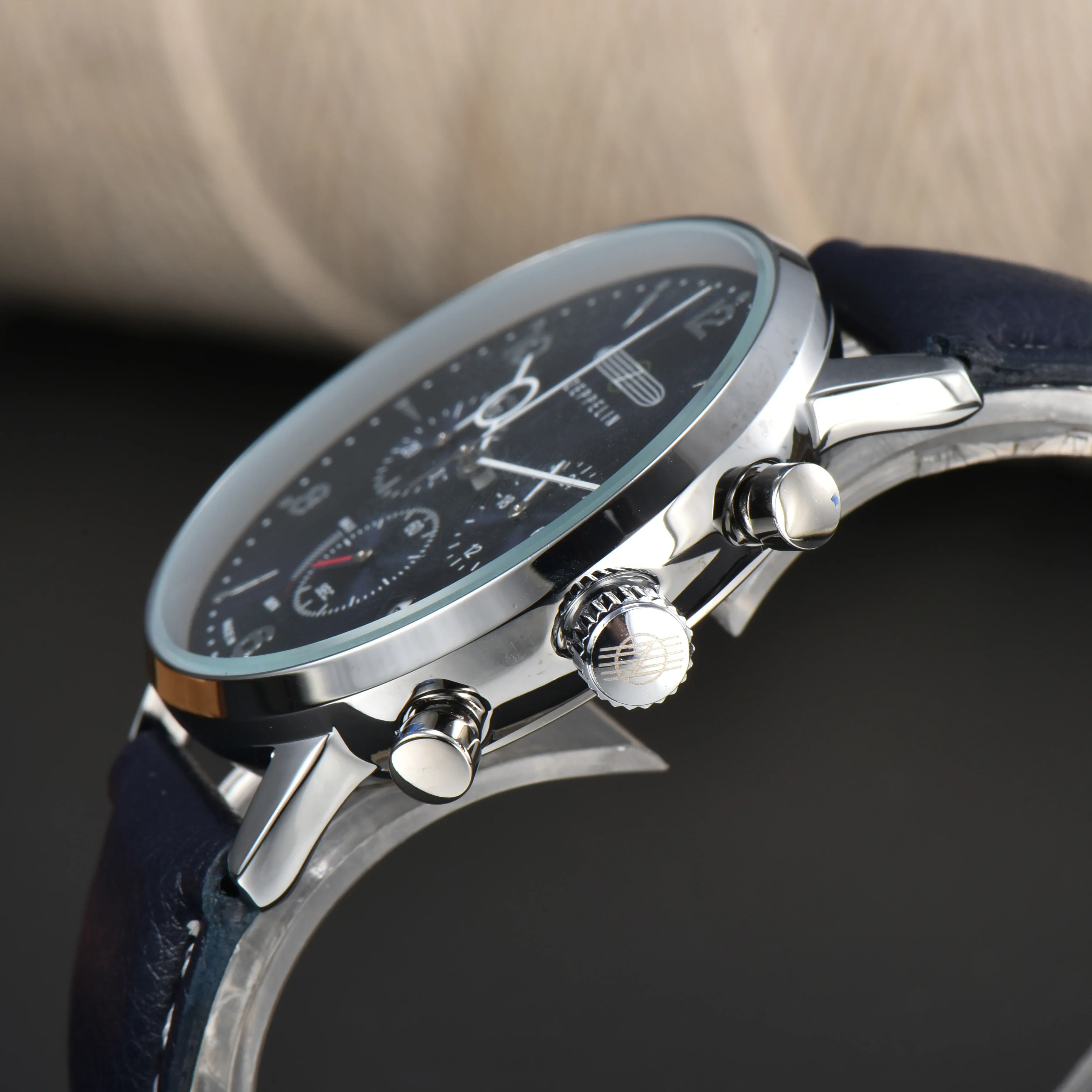 Часы 2026 Hindenburg Zeppelin  – обзор и цена Smartwatch Touch